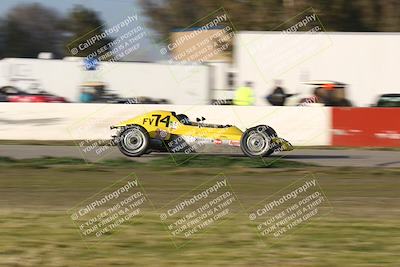 media/Jan-13-2024-CalClub SCCA (Sat) [[179f4822a7]]/Group 5/Sunset (Race)/